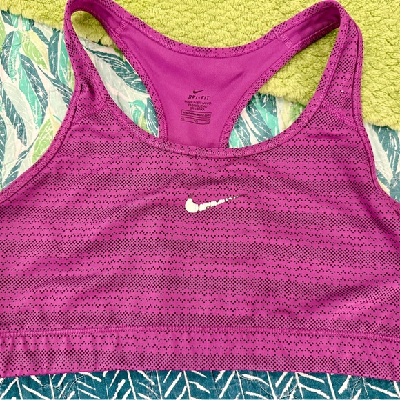 Nike Women's Dri-Fit Purple Sports Bra size XL Athleisure with Swoosh - Picture 1 of 6